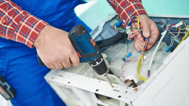 Çamlıdere Westinghouse Westinghouse çamaşır makinesi kart tamiri – Su almama arızası orijinal parça ile giderildi. - Teknik servis örneği